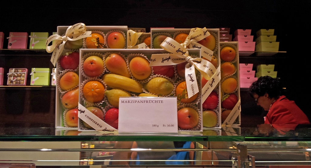 Marzipan Fruits at Sprüngli Shop